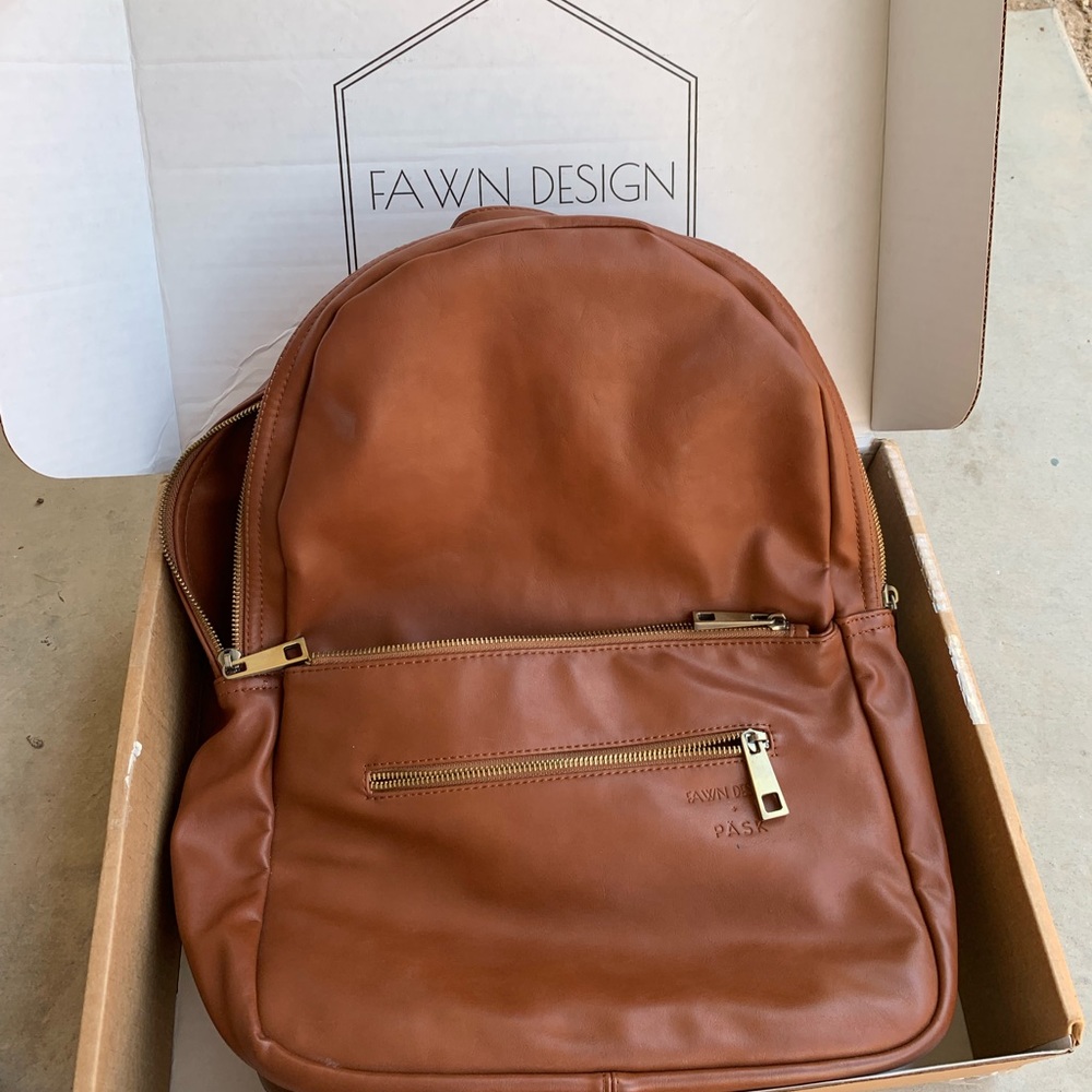 Fawn design pask backpack